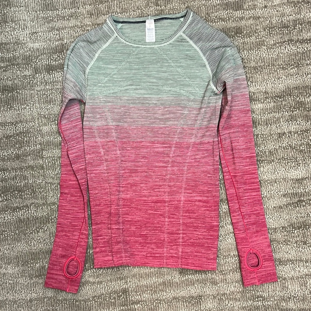 Ivivva Swiftly Style top-Size 12
